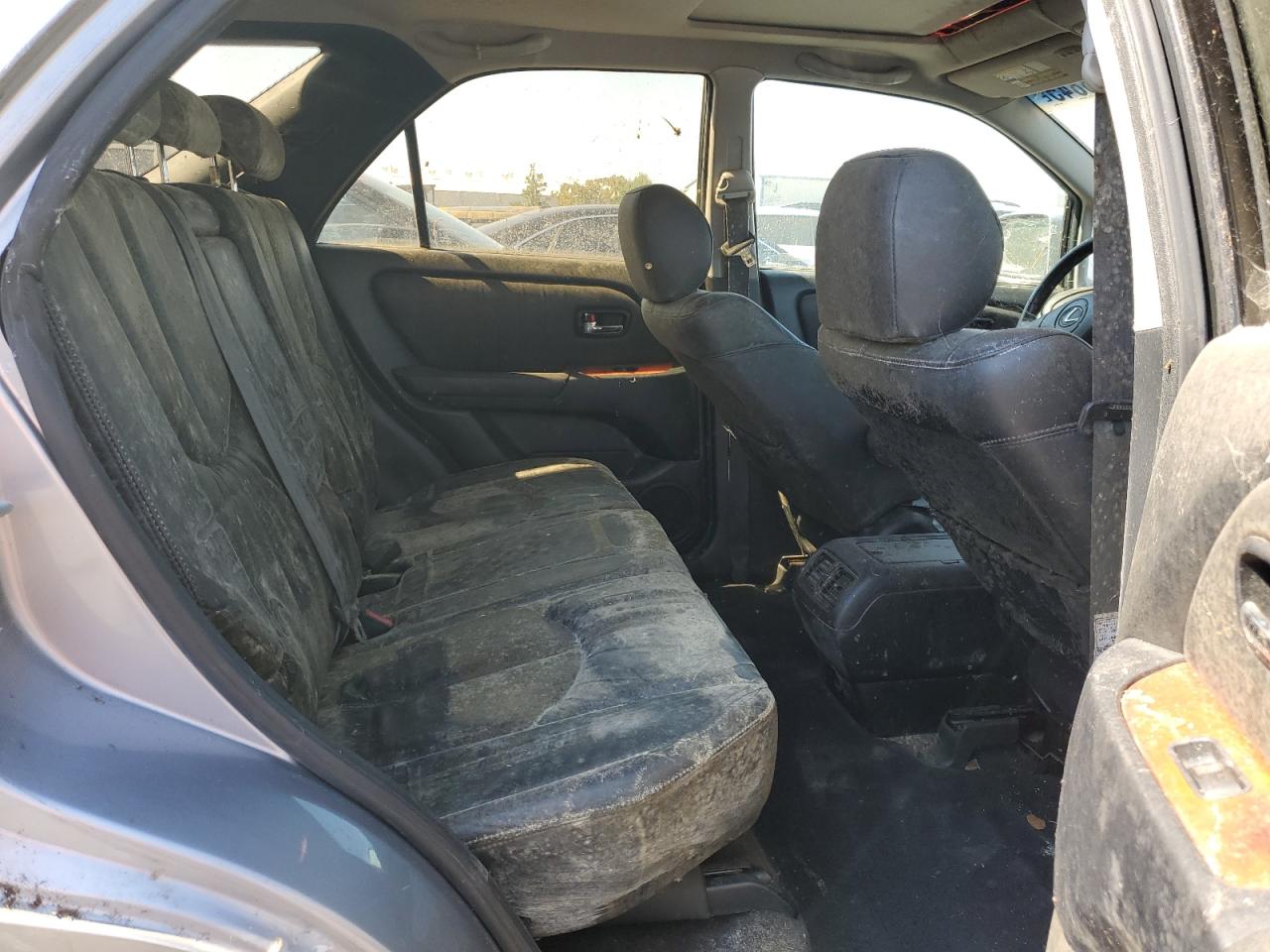 2001 Lexus Rx 300 VIN: JTJGF10U110099111 Lot: 64518845