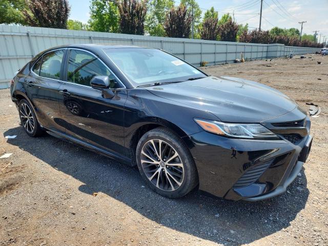 TOYOTA CAMRY 2018 Czarny