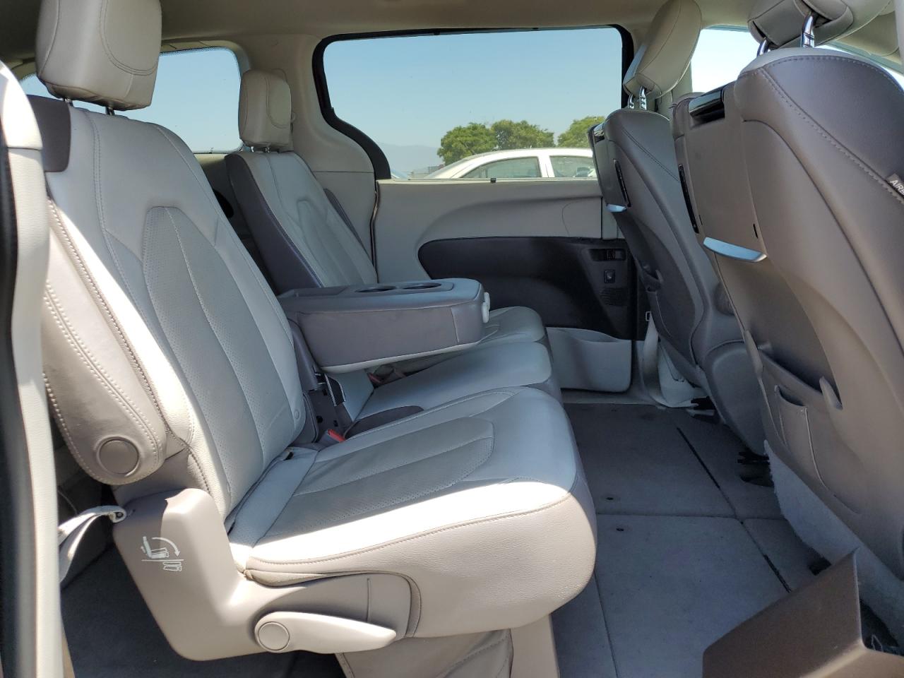 2017 Chrysler Pacifica Touring L Plus VIN: 2C4RC1EG3HR729928 Lot: 64504275