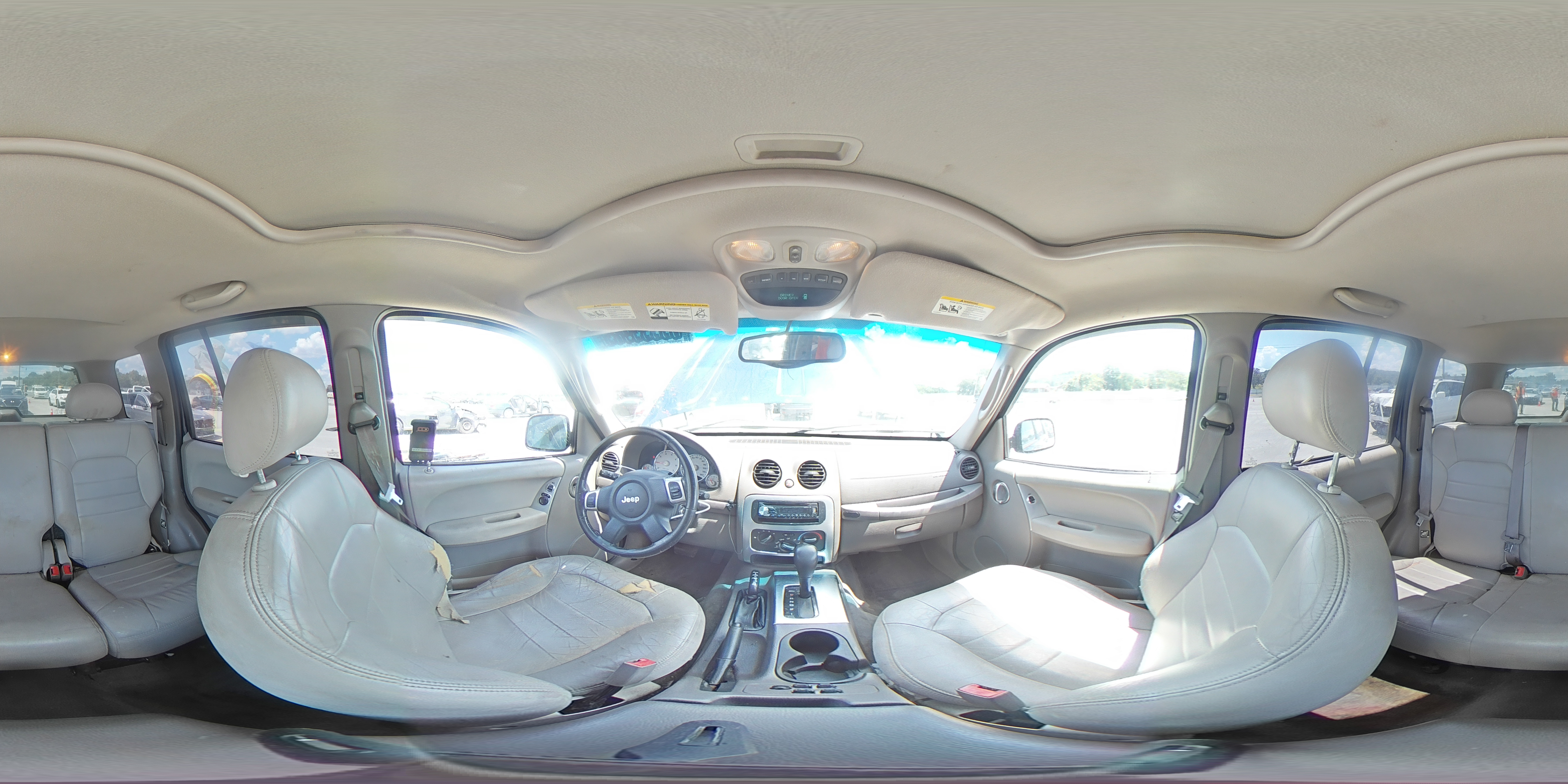 2004 Jeep Liberty Limited VIN: 1J4GL58K24W292434 Lot: 63335985