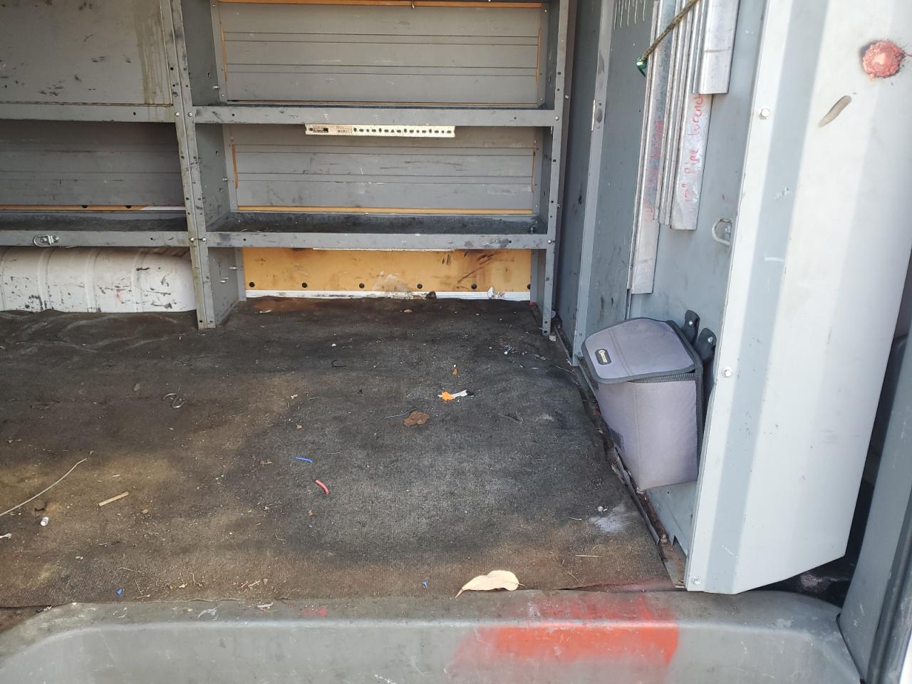 1n6af0ky2kn801117 1N6AF0KY2KN801117 2019 Nissan Nv 2500 S