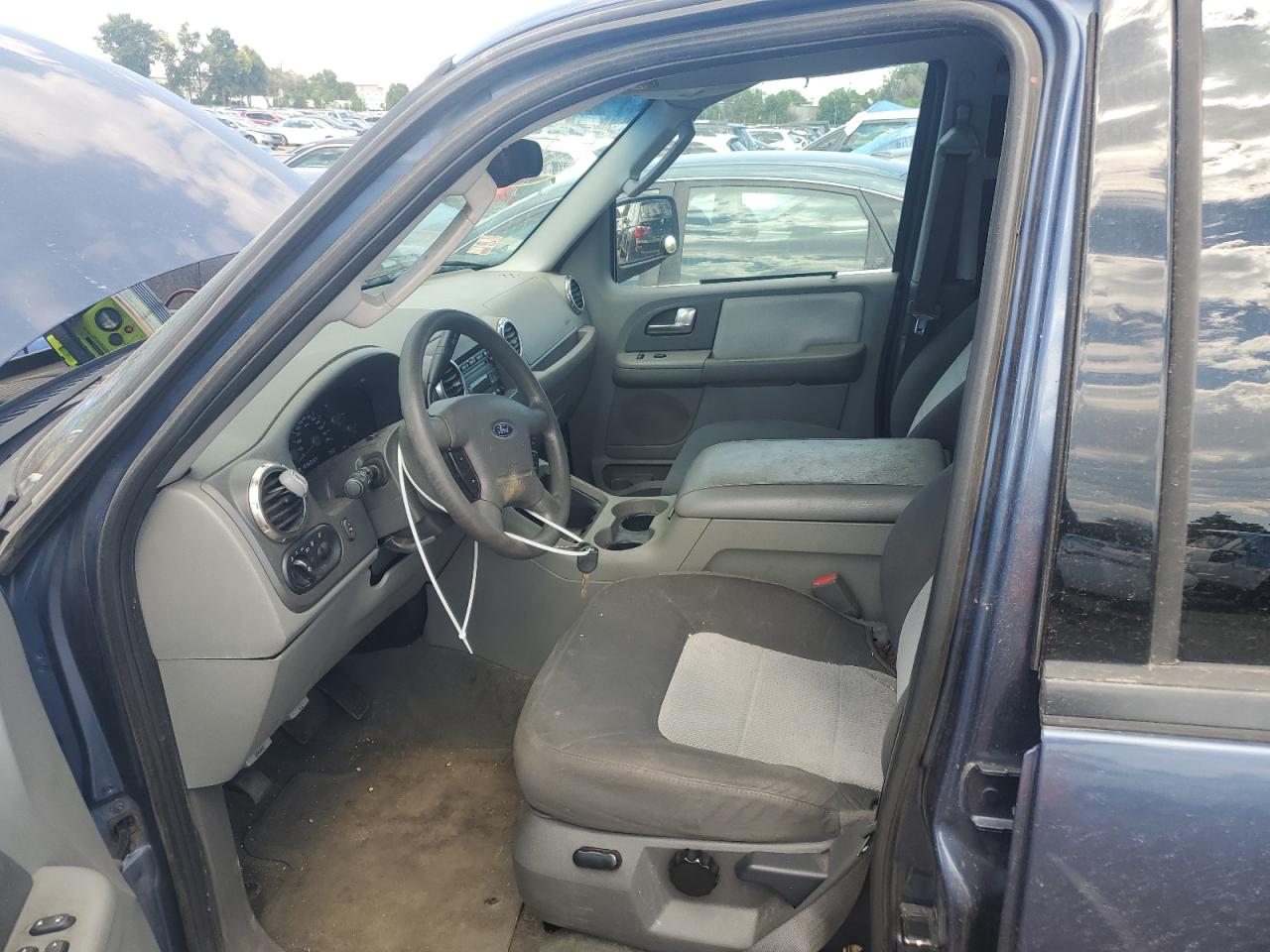 2004 Ford Expedition Xlt VIN: 1FMFU16L44LB00284 Lot: 62785445