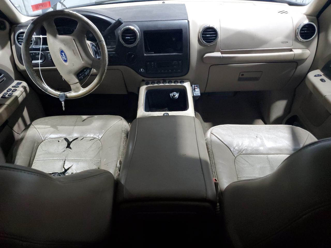 2004 Ford Expedition Eddie Bauer VIN: 1FMFU18L14LB81015 Lot: 64376735