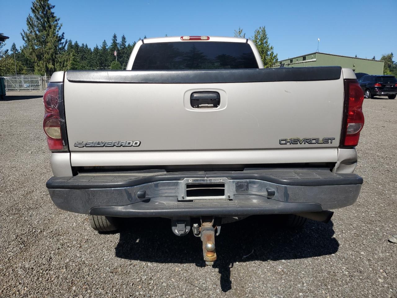 2005 Chevrolet Silverado C2500 Heavy Duty VIN: 1GCHC29U55E114775 Lot: 65018165