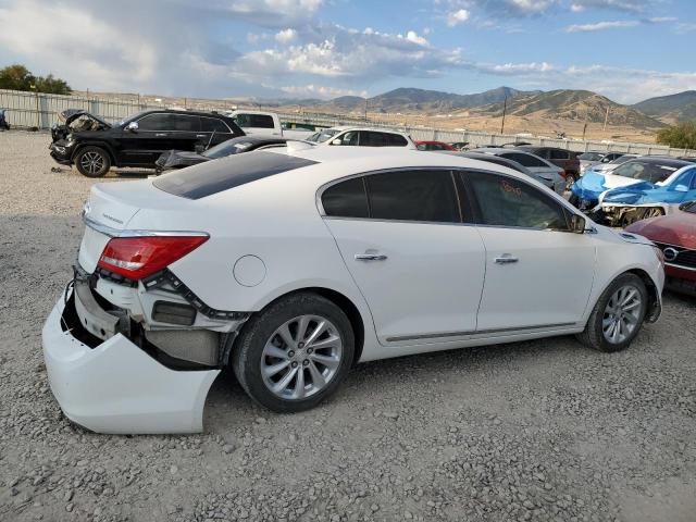 Sedans BUICK LACROSSE 2015 White
