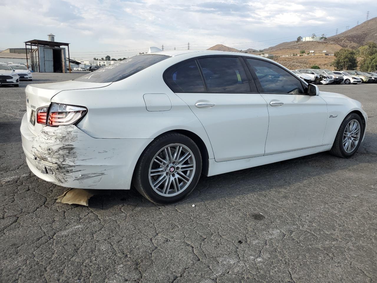 2011 BMW 528 I VIN: WBAFR1C50BC746699 Lot: 65530955