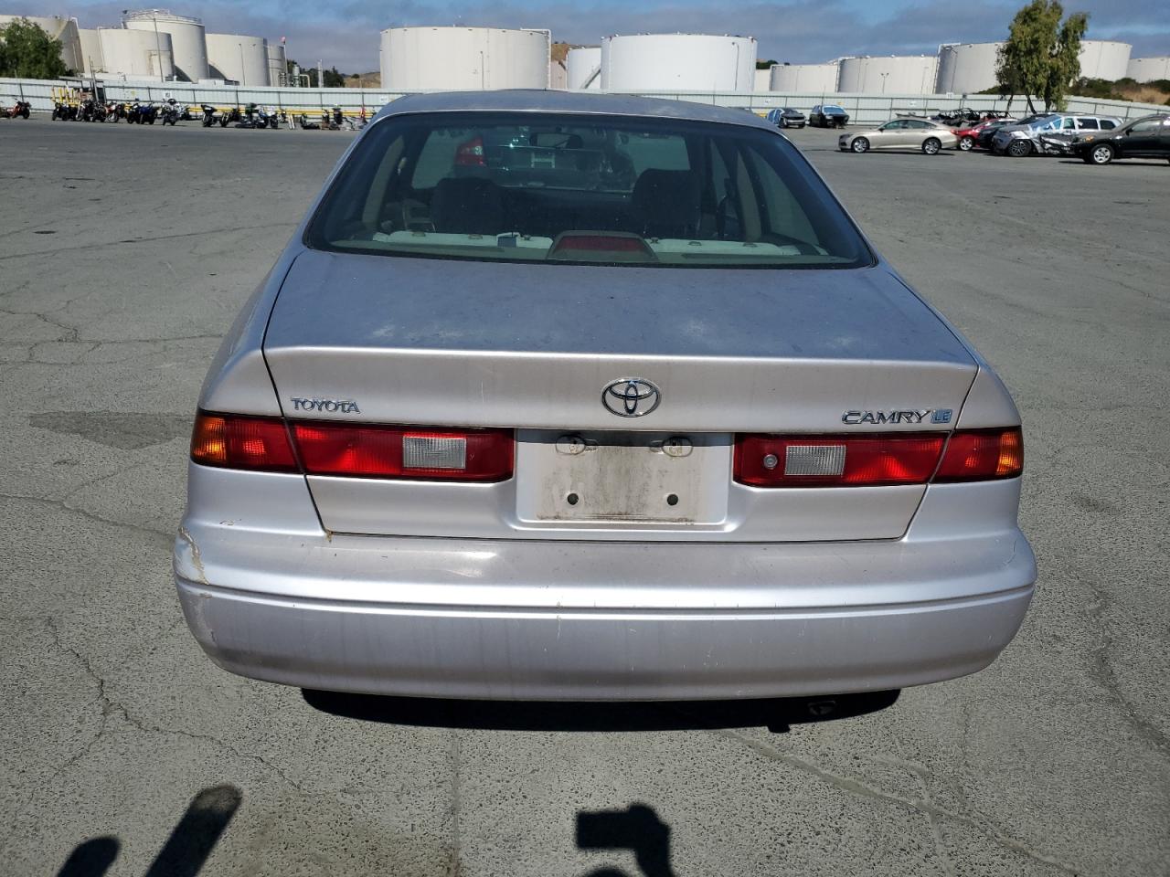 1999 Toyota Camry Ce VIN: 4T1BG22K3XU893472 Lot: 64697145