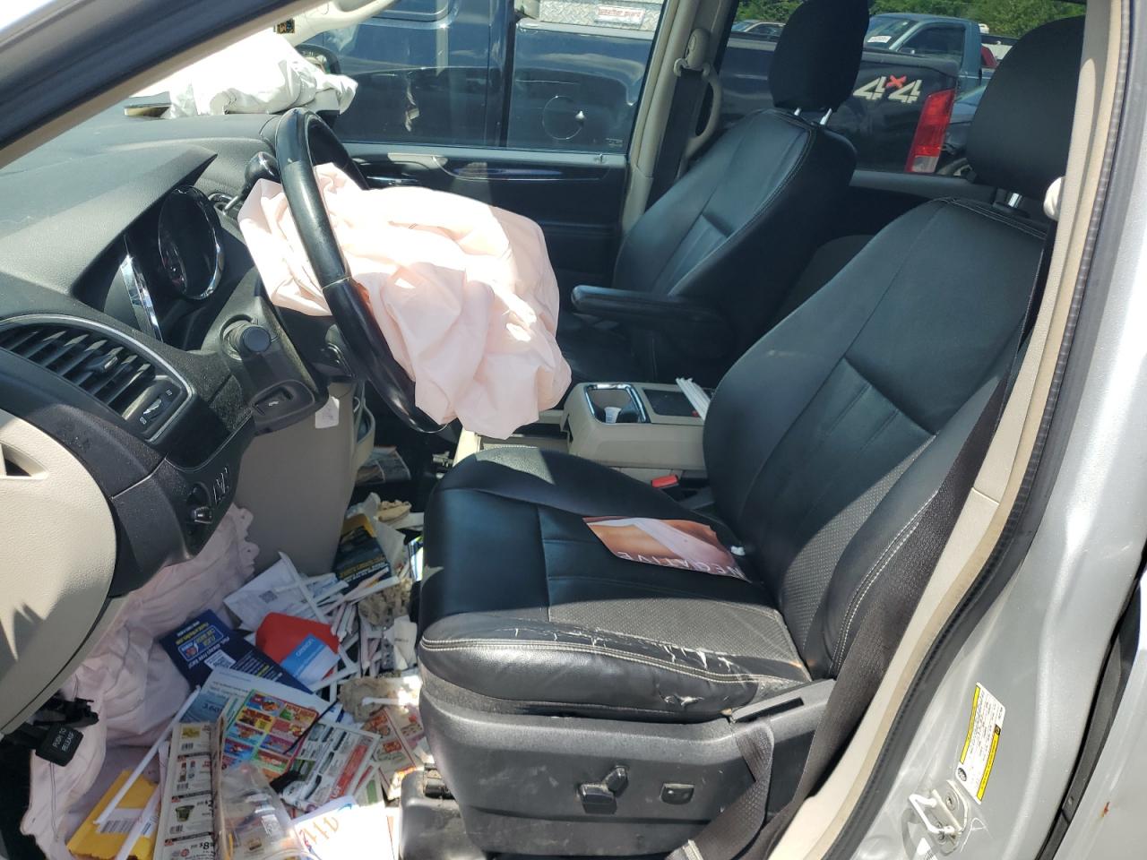 2012 Chrysler Town & Country Touring VIN: 2C4RC1BG2CR227599 Lot: 65628545