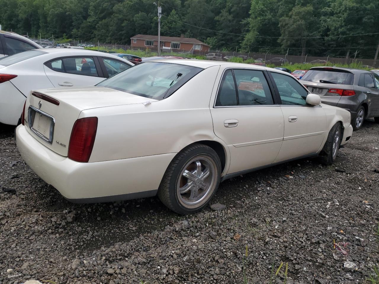2003 Cadillac Deville VIN: 1G6KD57Y73U180258 Lot: 64402665