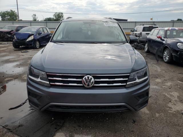  VOLKSWAGEN TIGUAN 2021 Серый