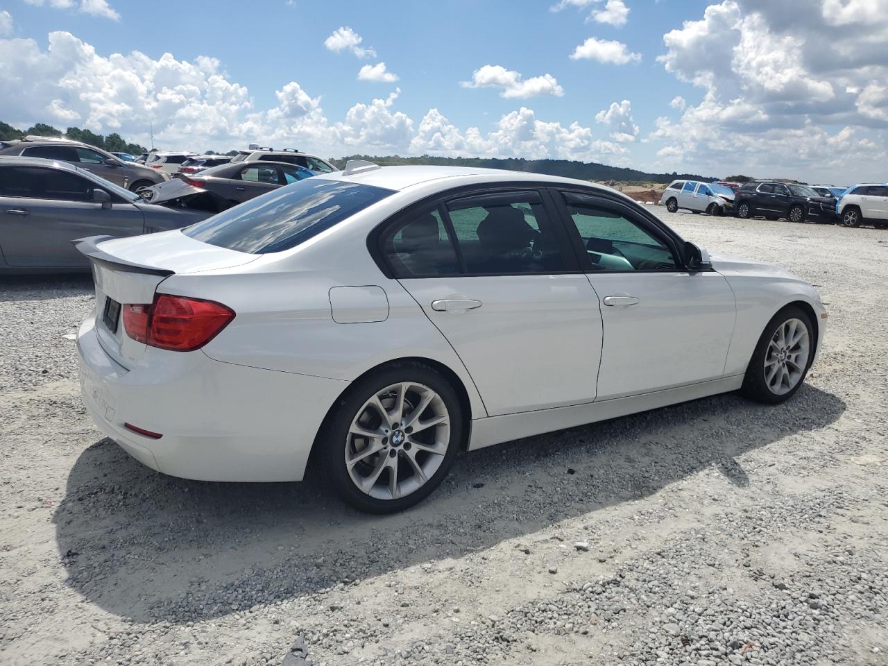 2014 BMW 320 I VIN: WBA3B1C59EK135443 Lot: 66339435