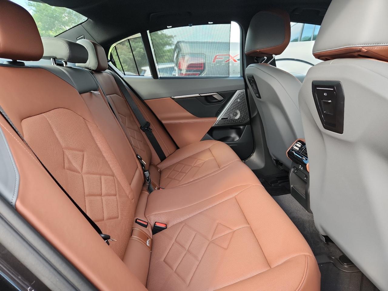 2024 BMW 540 Xi VIN: WBA63FJ06RCS89901 Lot: 64640215