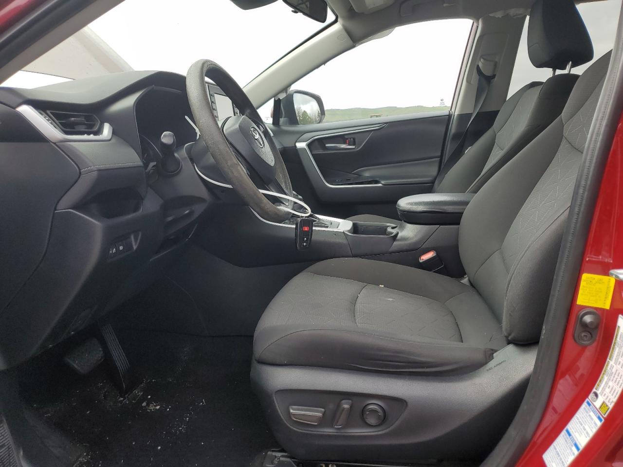 2020 Toyota Rav4 Xle VIN: 2T3P1RFVXLW131343 Lot: 63846045
