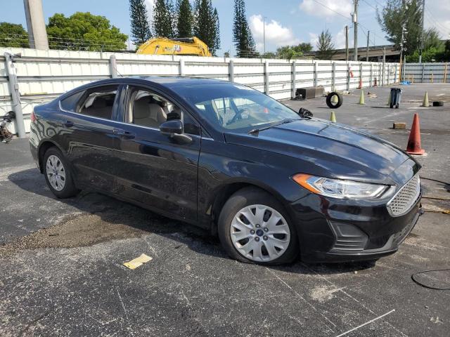  FORD FUSION 2019 Черный