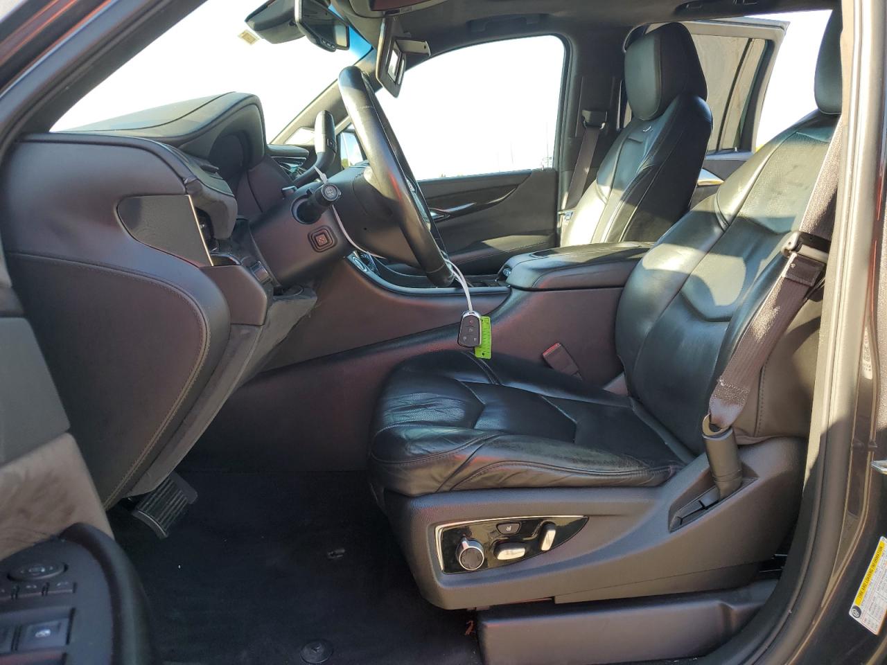 2016 Cadillac Escalade Esv Platinum VIN: 1GYS3KKJ4GR335375 Lot: 66877525