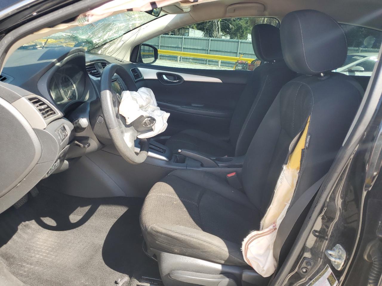 3N1AB7AP9JY279381 2018 Nissan Sentra S