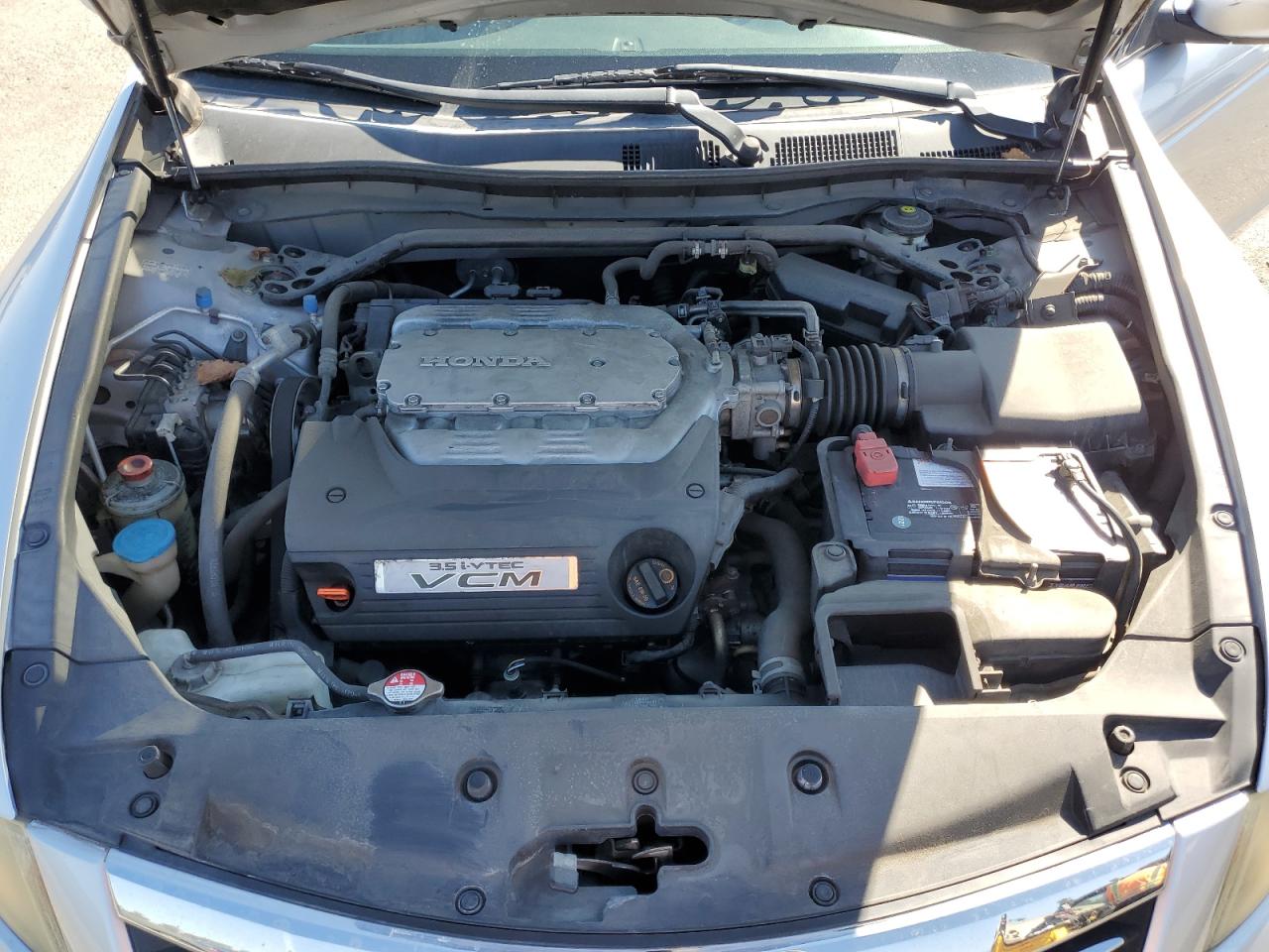 2011 Honda Accord Exl VIN: 1HGCP3F83BA000676 Lot: 66733855