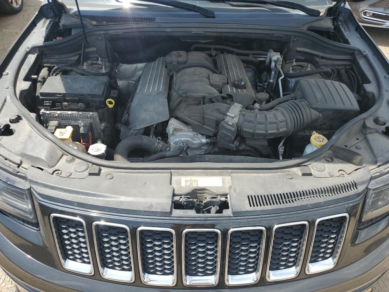 2015 Jeep Grand Cherokee Srt-8 VIN: 1C4RJFDJ8FC665147 Lot: 64304605