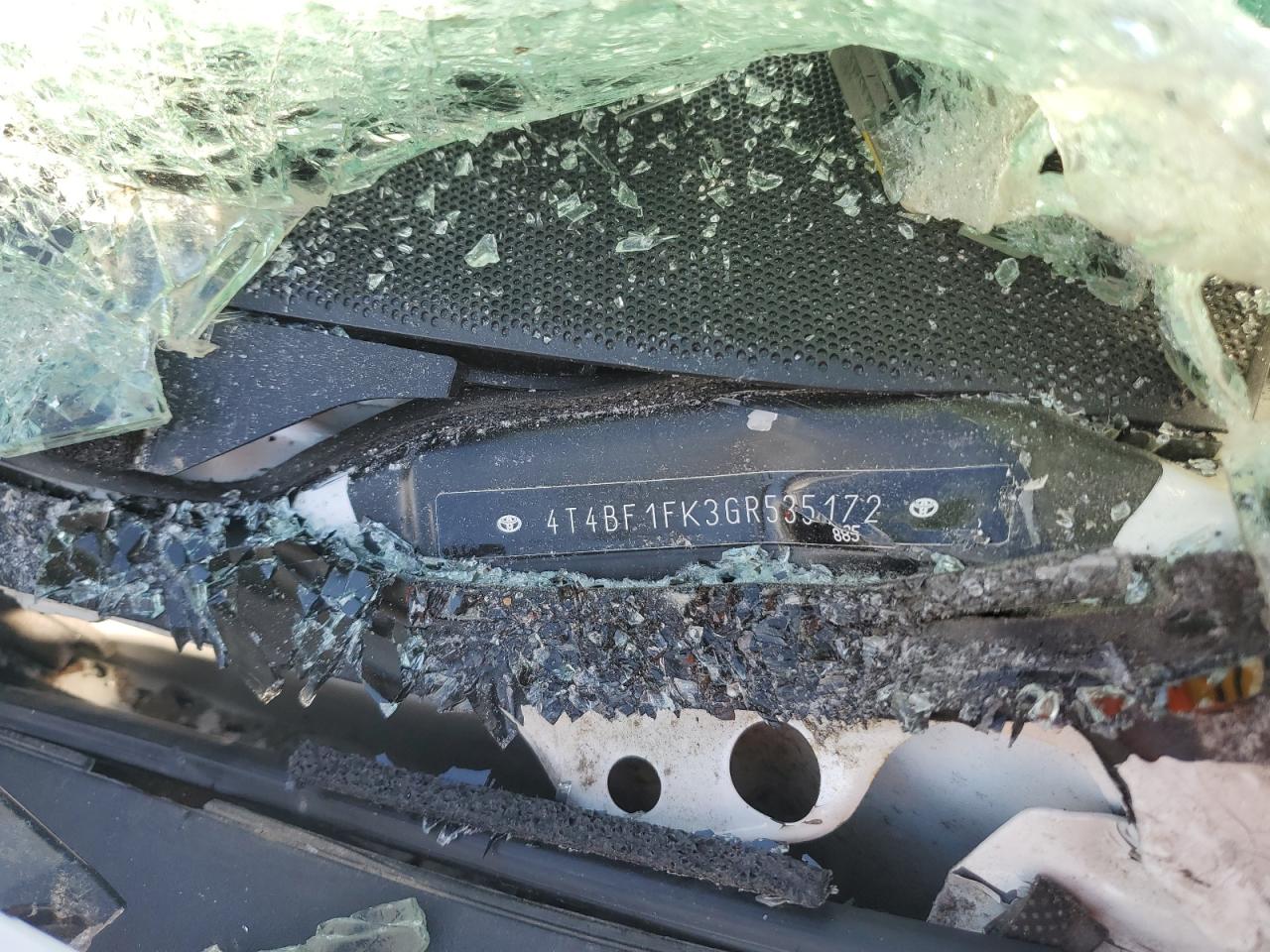 2016 Toyota Camry Le VIN: 4T4BF1FK3GR535172 Lot: 63612615