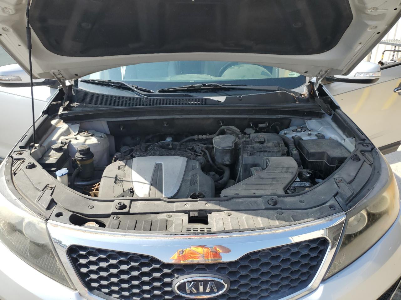 2011 Kia Sorento Base VIN: 5XYKTDA25BG045536 Lot: 65507455