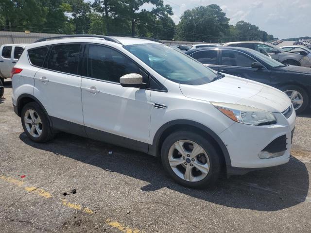  FORD ESCAPE 2016 Белы