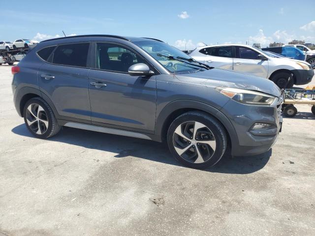  HYUNDAI TUCSON 2017 Silver