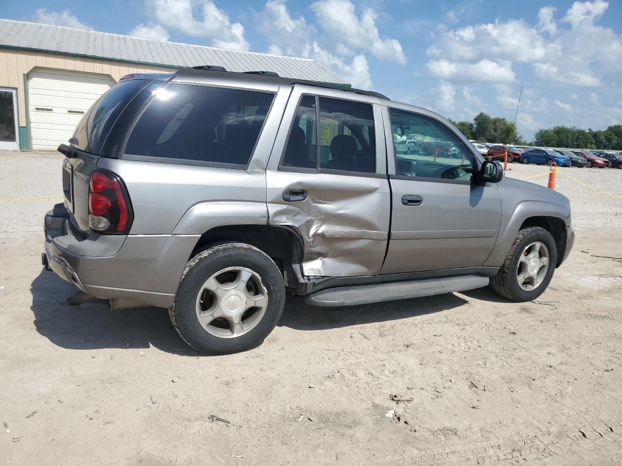 1gndt13s282259320 1GNDT13S282259320 2008 Chevrolet Trailblazer Ls