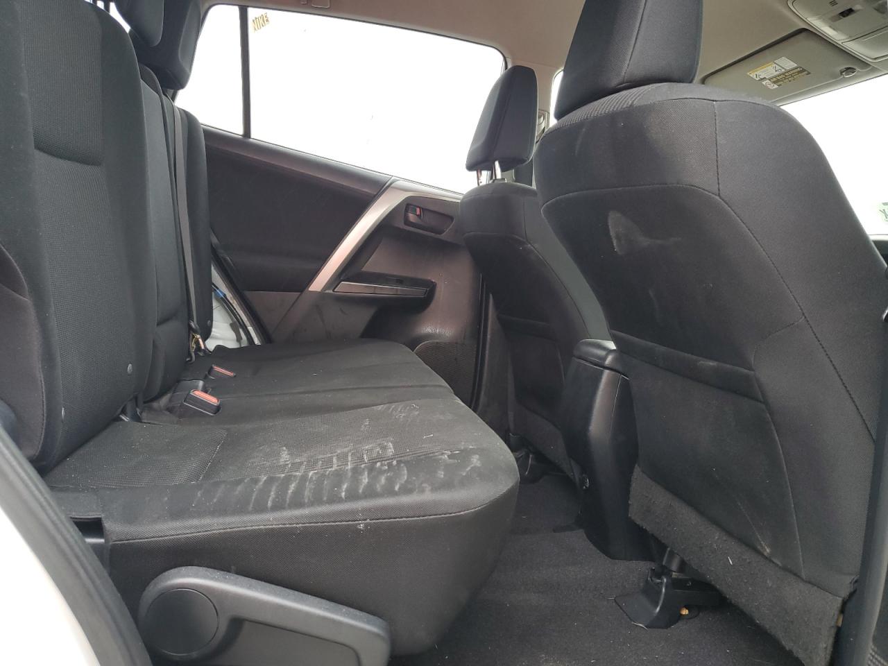 2017 Toyota Rav4 Le VIN: JTMBFREV9HJ136231 Lot: 66498545