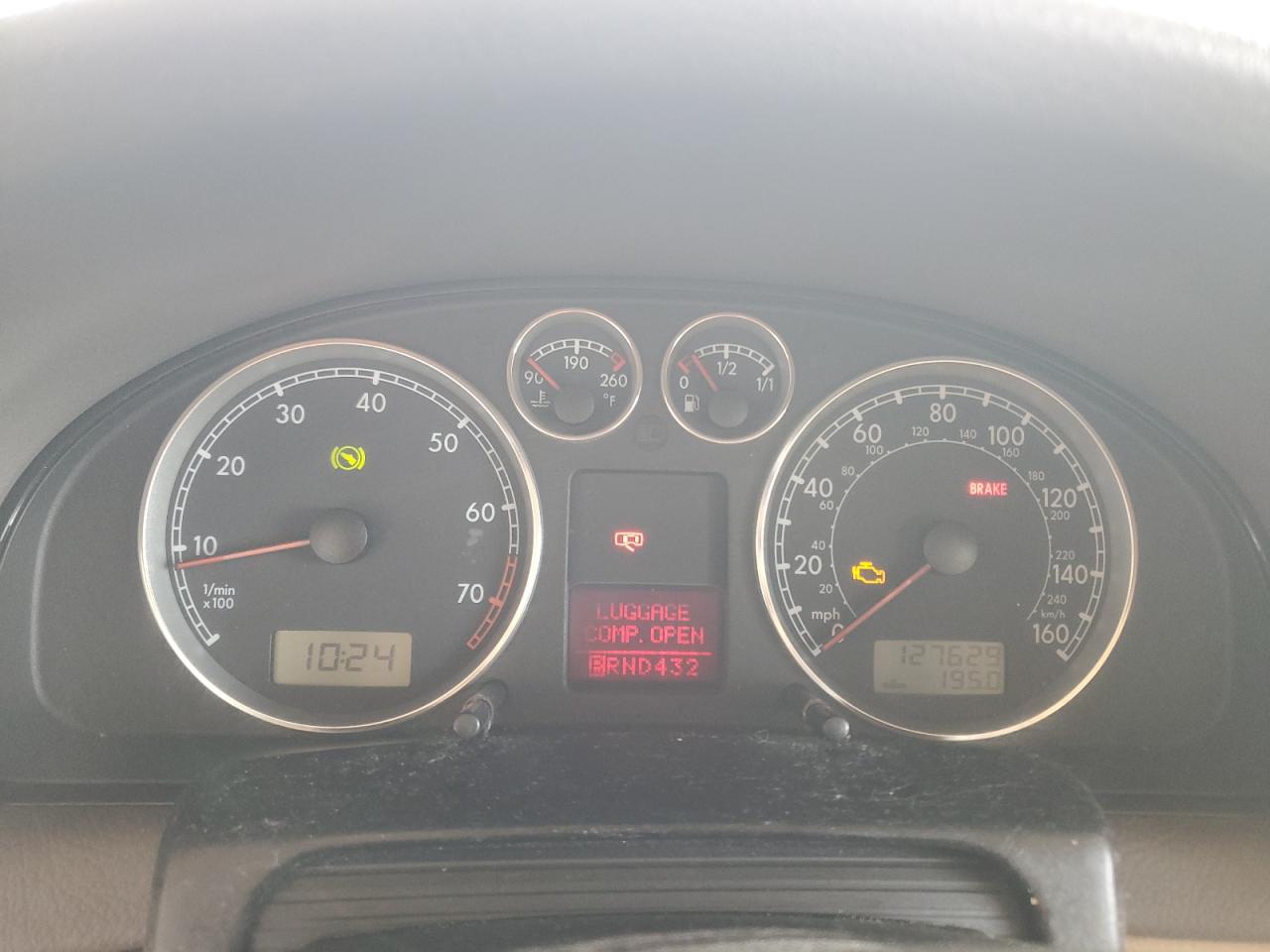 2003 Volkswagen Passat Glx VIN: WVWRH63B83P458073 Lot: 62129105