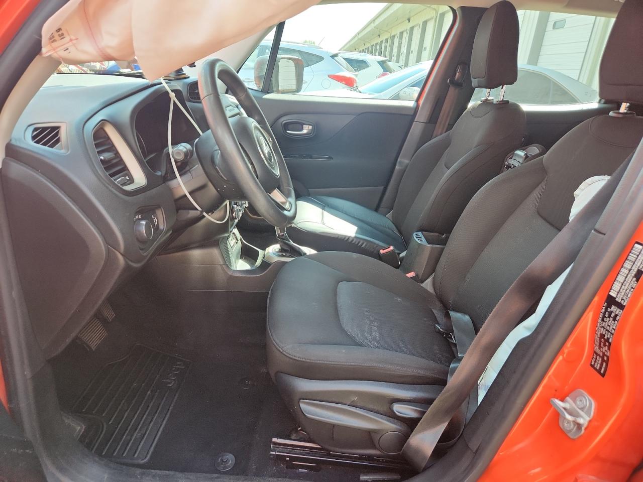 2015 Jeep Renegade Sport VIN: ZACCJAAT2FPB20183 Lot: 63263805