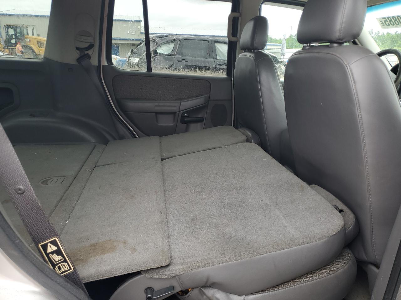 2002 Ford Explorer Xls VIN: 1FMZU72K02ZC96182 Lot: 64000885
