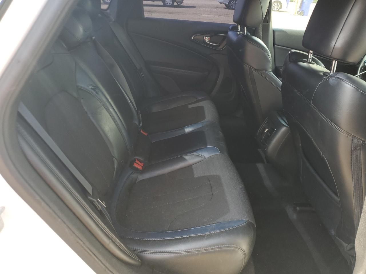 2015 Chrysler 200 S VIN: 1C3CCCBB3FN629403 Lot: 66337255