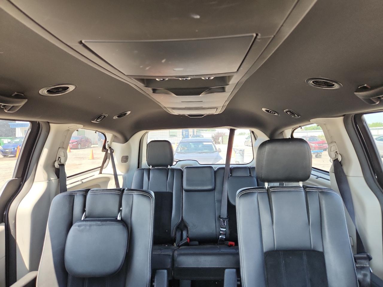 2017 Dodge Grand Caravan Sxt VIN: 2C4RDGCG6HR745883 Lot: 64665225