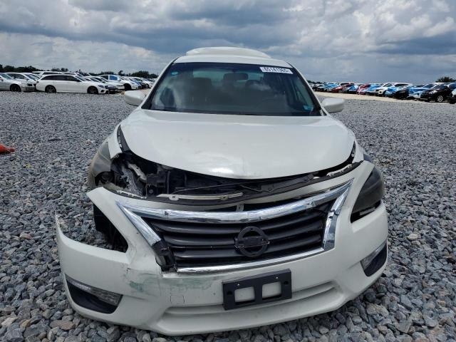  NISSAN ALTIMA 2015 Biały