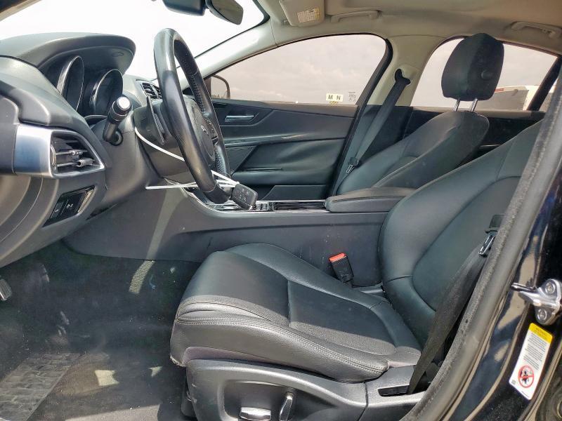  JAGUAR XE 2019 Black