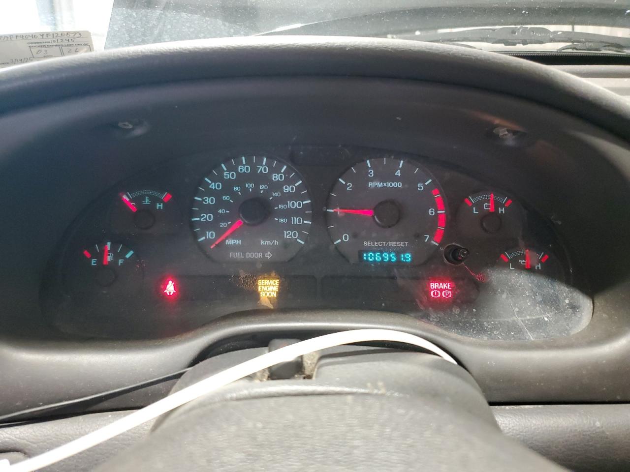 2000 Ford Mustang VIN: 1FAFP4040YF120573 Lot: 63686455