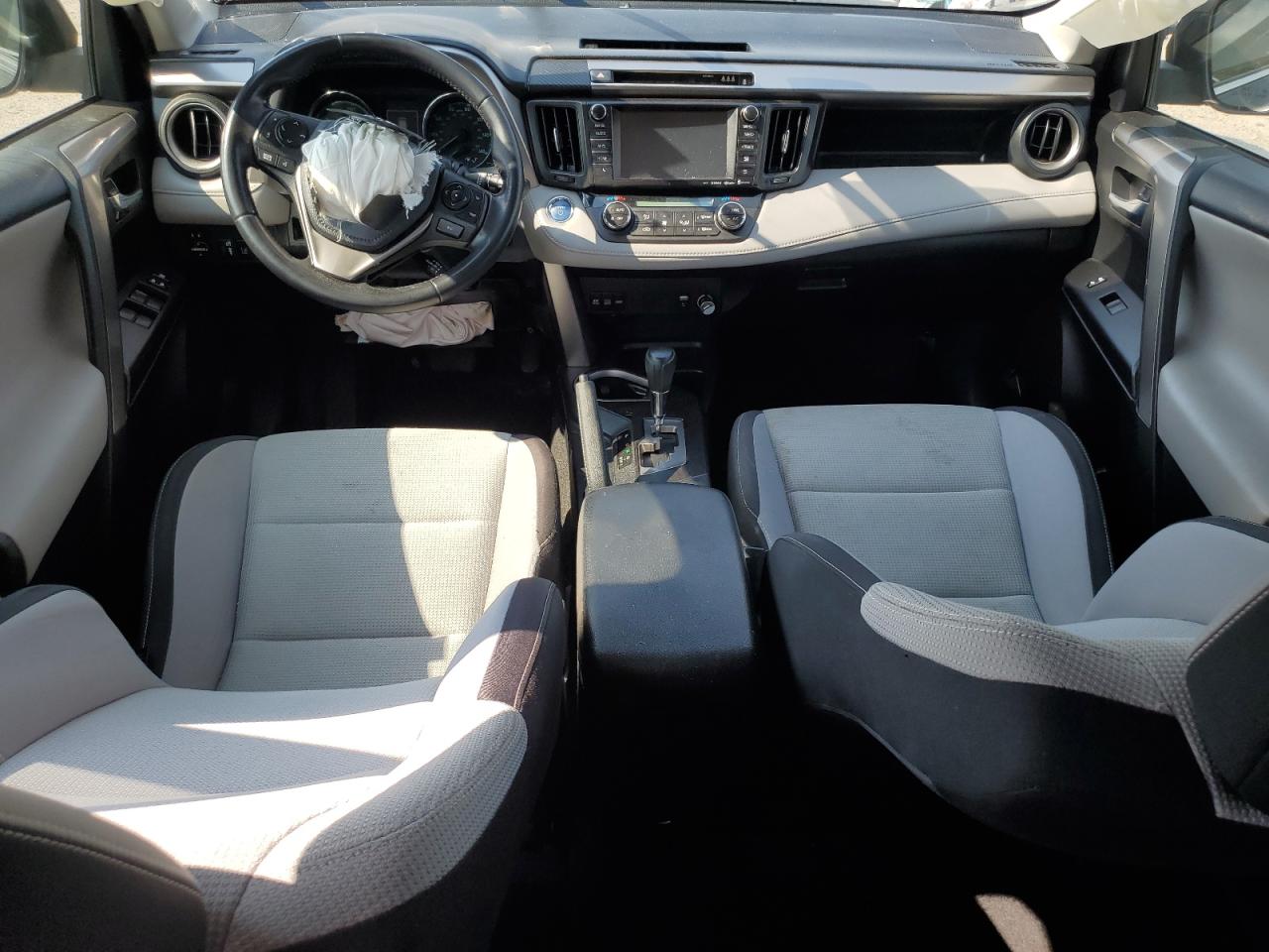 2017 Toyota Rav4 Hv Le VIN: JTMRJREV0HD088856 Lot: 65023315