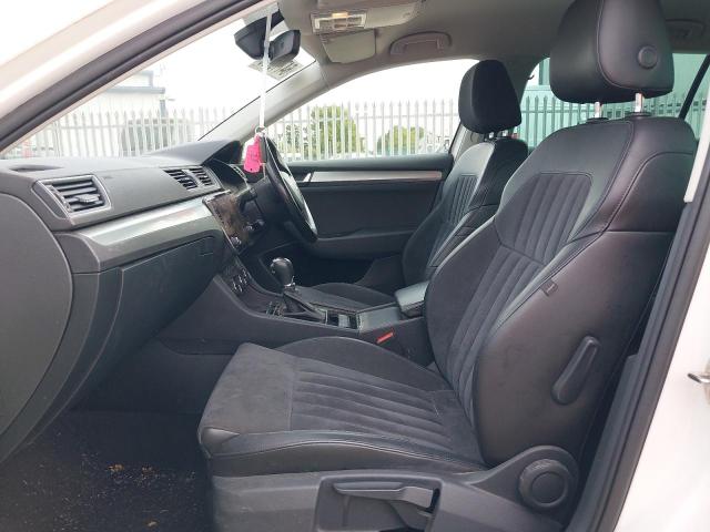 2018 SKODA SUPERB SE