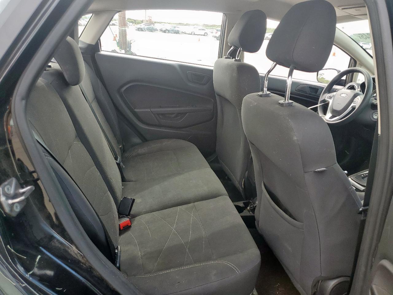 2018 Ford Fiesta Se VIN: 3FADP4BJ2JM111888 Lot: 63047845