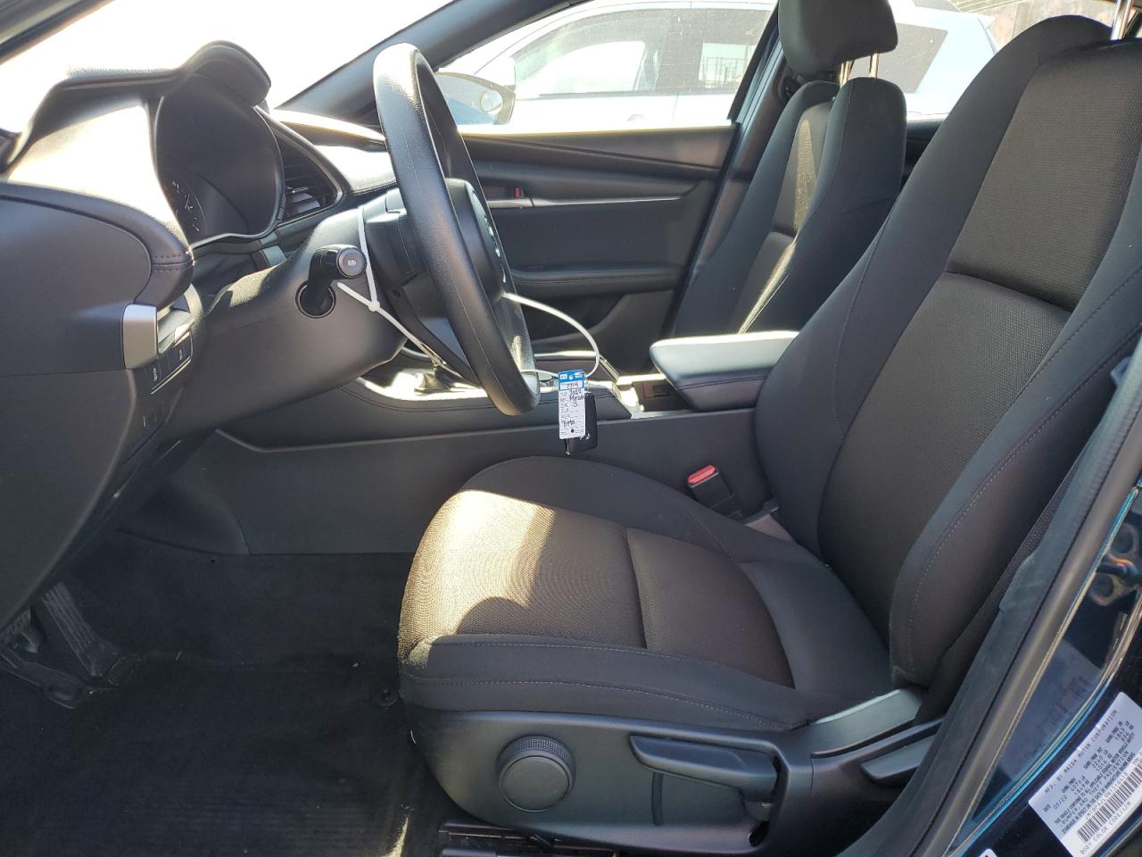 JM1BPAJL9N1518418 2022 Mazda 3