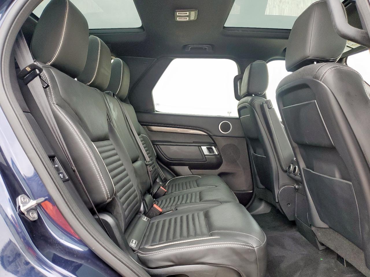 2017 Land Rover Discovery Hse VIN: SALRRBBV2HA033078 Lot: 64560745