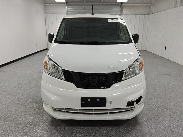  NISSAN NV 2021 Белы