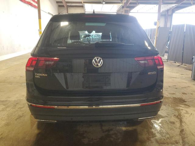  VOLKSWAGEN TIGUAN 2021 Черный