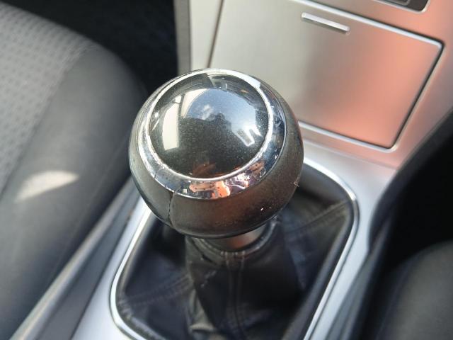 2013 TOYOTA AVENSIS IC