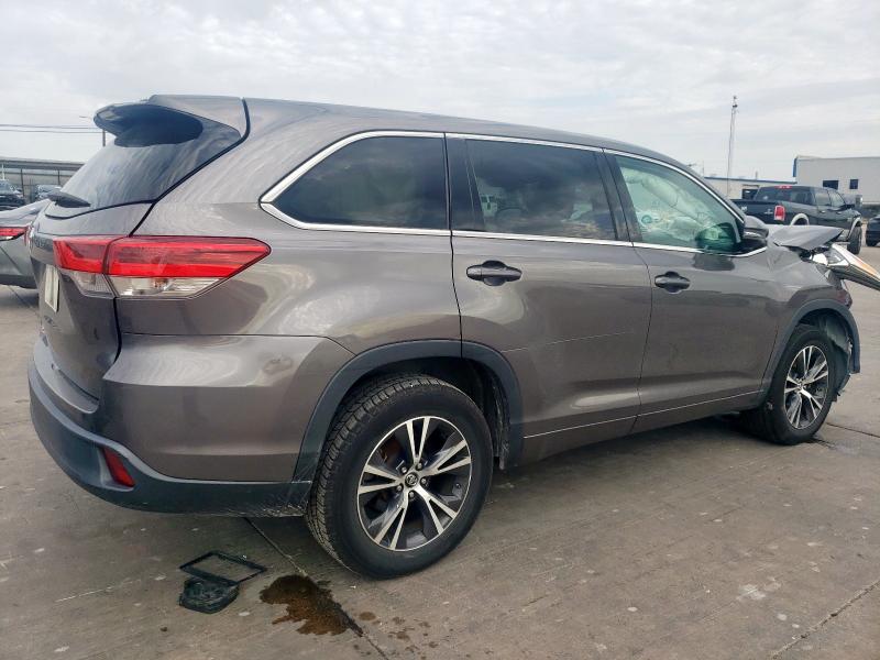  TOYOTA HIGHLANDER 2018 Серый