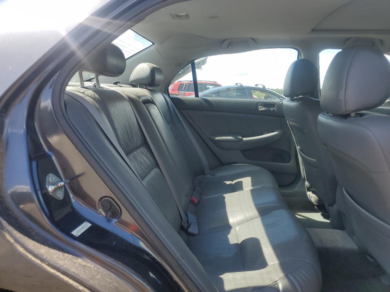 2004 Honda Accord Ex VIN: 1HGCM56894A052174 Lot: 60600825