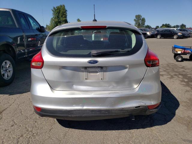  FORD FOCUS 2016 Srebrny