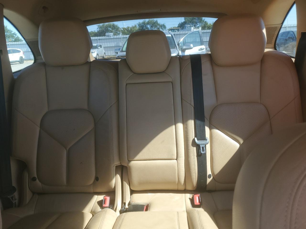 2011 Porsche Cayenne S VIN: WP1AB2A2XBLA53699 Lot: 65244025