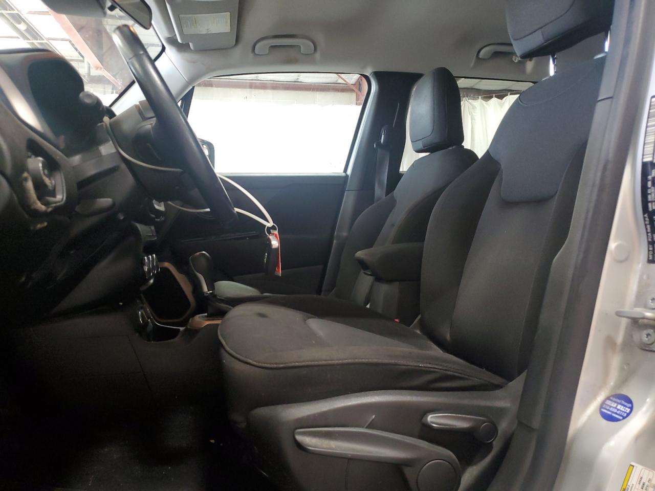 2016 Jeep Renegade Latitude VIN: ZACCJBBT8GPC64827 Lot: 64444035