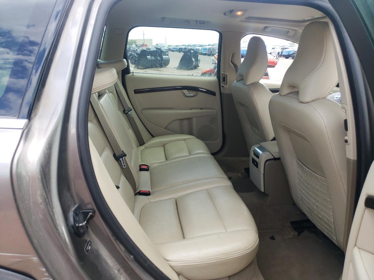 2011 Volvo Xc70 T6 VIN: YV4902BZXB1105184 Lot: 61955565